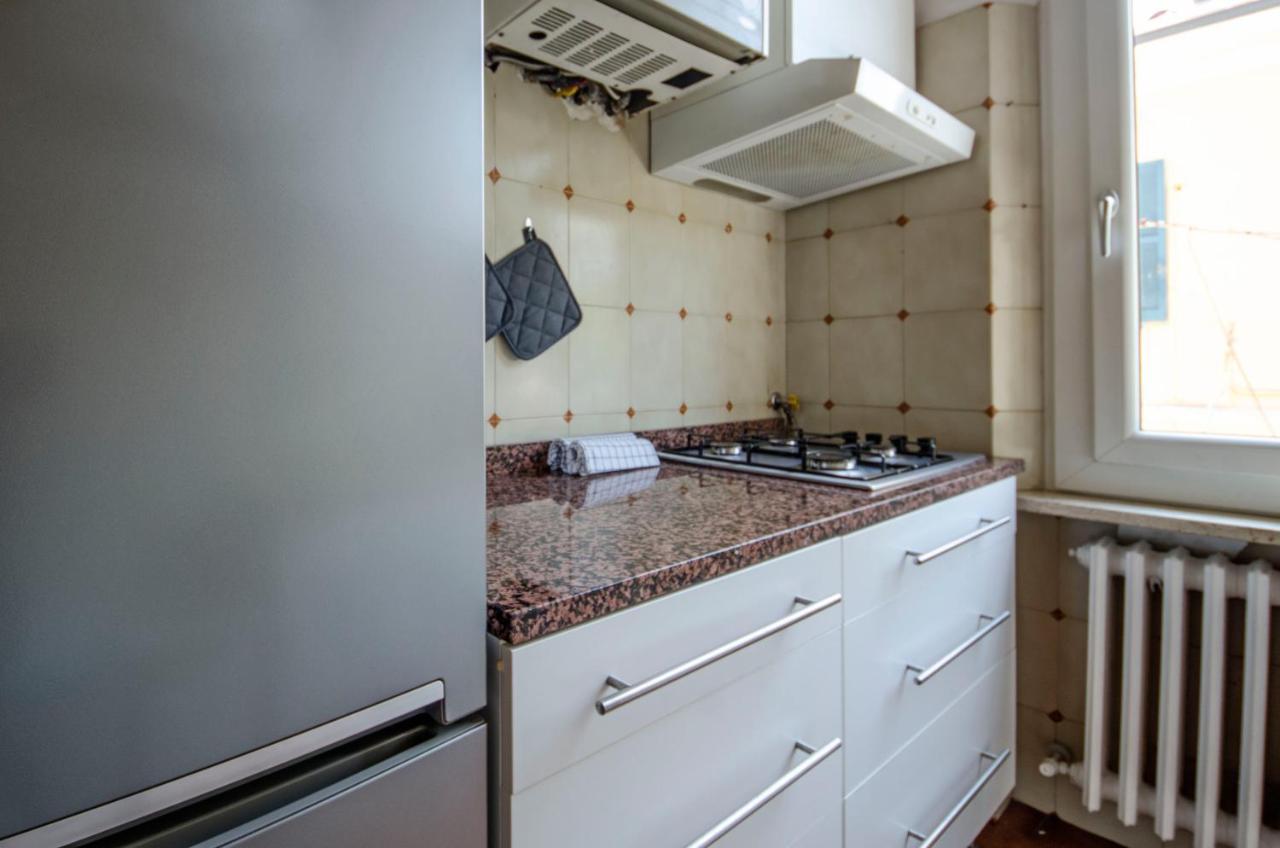 Casa Nisida Apartment เปซาโร ภายนอก รูปภาพ